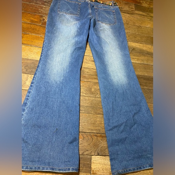 "Y2K Butterfly Embroidered + Jeweled Denim Bootcut Jeans - Etoile Size 12 Women' - Picture 8 of 9